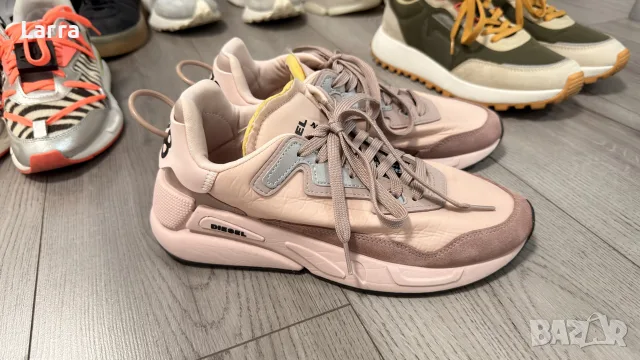 разпродажба на дамски маратонки Nike, Diesel, G star, Twinset, adidas, new balance, снимка 4 - Маратонки - 56238339