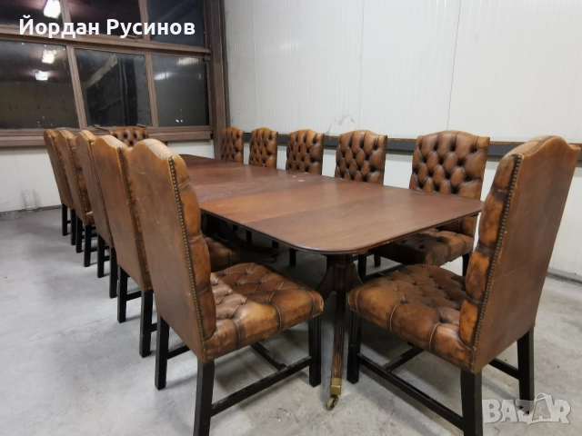 Оригинален луксозен комплект 12 Chesterfield стола с маса от махагон, снимка 3 - Столове - 52389880
