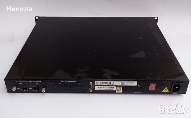Продавам DELL Powerconnect 6224 с 2х10G sfp+ модул OU691D, снимка 2 - Суичове - 44293781