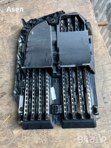 Dodge Ram 1500 решетка, снимка 3 - Части - 47555455