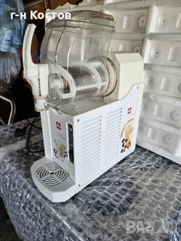 Машина за студено Фрапе 3 литра Италианска втора употреба , снимка 2 - Обзавеждане на кухня - 50404911