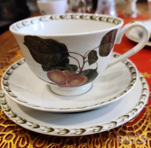 Сервиз за чай Queens Royal , снимка 6 - Сервизи - 52714012