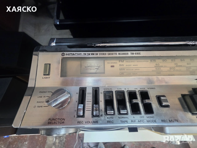 HITACHI TRK-8180, снимка 5 - Радиокасетофони, транзистори - 53911618