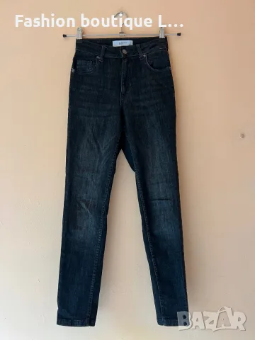 Reserved Дамски дънки 34 размер с джобове отпред и отзад слим кройка 👖
