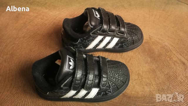 Adidas Размер EUR 21 / UK 5K детски естествена кожа 19-13-S, снимка 2 - Детски маратонки - 39567919