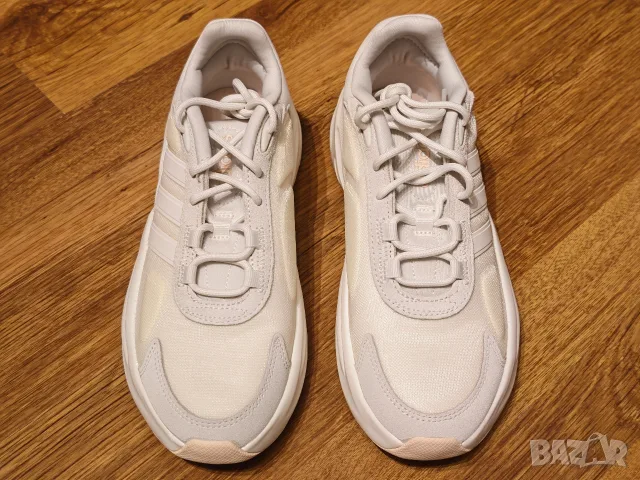 Дамски маратонки Adidas Ozelle, снимка 3 - Маратонки - 56466126