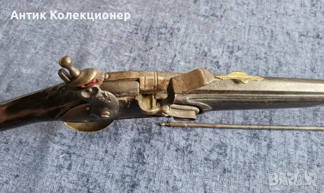Стара италианска кремъчна пушка – XVIII век, снимка 2 - Антикварни и старинни предмети - 56275299