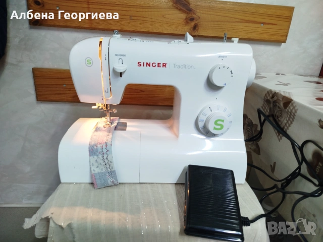 Шевна машина SINGER TRADITION 