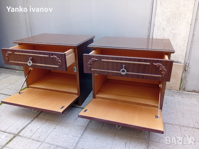 Нощни шкафчета, снимка 5 - Шкафове - 54302503