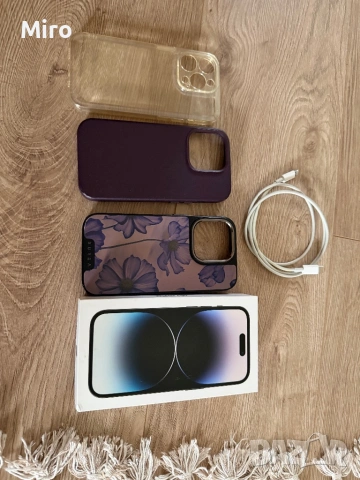 Apple 14 pro три калъфа,кабел и кутия 
