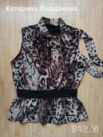 Копринена блуза без ръкави