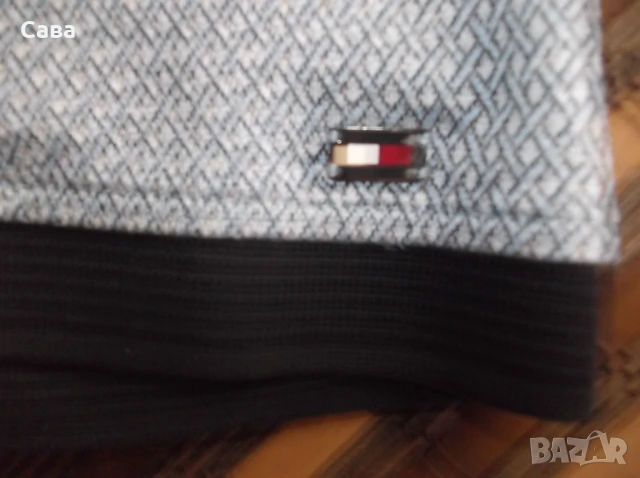 Тениски TOMMY HILFIGER  мъжки,С-М-Л /черна,червен и син меланж/, снимка 7 - Тениски - 51067892