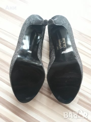 Дамски обувки НОВИ!, снимка 4 - Дамски обувки на ток - 30058637