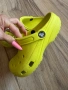 Оригинални електрикави цветни чехли Crocs ! 33 н, снимка 4