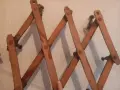 винтидж дървена сгъваема закачалка, снимка 3