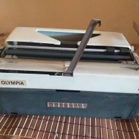 OLYMPIA MONICA Пишеща машина БДС, снимка 8 - Други ценни предмети - 31059332