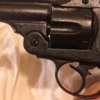 Револвер Смит и Уестън. Колекционерски пистолет, пищов, снимка 4 - Колекции - 30382267