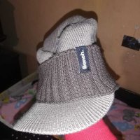 Зимна шапка Bench размер л, снимка 1 - Шапки - 31375325