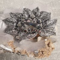 Брошки от кристали, кристално стъкло, мъниста, цирконий, снимка 15 - Други - 39695605