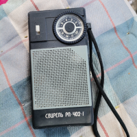 Старо радио , снимка 1 - Радиокасетофони, транзистори - 44586453