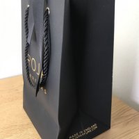 Автентична Roja Parfums подаръчна торба Roja Dove 24xcmx16cm, снимка 5 - Други - 38334708