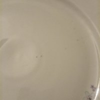 Голяма порцеланова чиния , снимка 5 - Чинии - 42525721