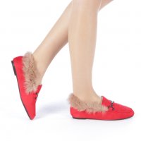 Разпродажба Червени мокасини с естествен пух, снимка 3 - Дамски ежедневни обувки - 34525056