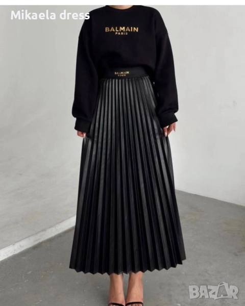 Разкошен и ефектен, този ежедневен сет на Balmain е перфектното допълнение към вашия гардероб. Цвят , снимка 1