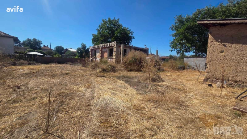 Къща с готови документи в село Лесново, снимка 1