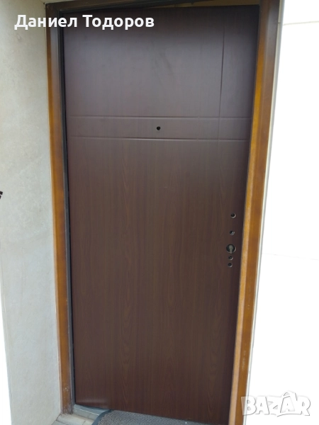 Професионално Лепене на Фолио върху; Входни и Интериорни Врати, снимка 1