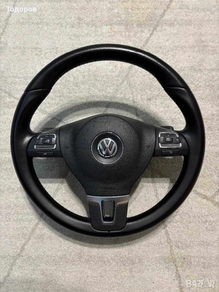 VW мулти волан с пера и аербег, снимка 1