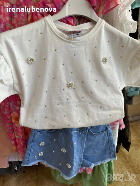 Разкошен комплект тениска и дънки с камъни, снимка 1