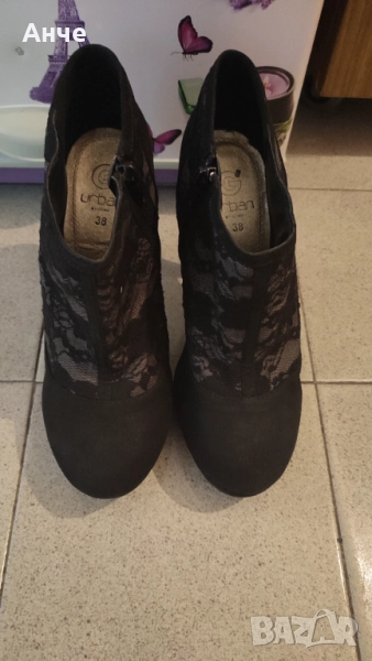 НОВО❗Дамски велурени обувки на висок ток!, снимка 1