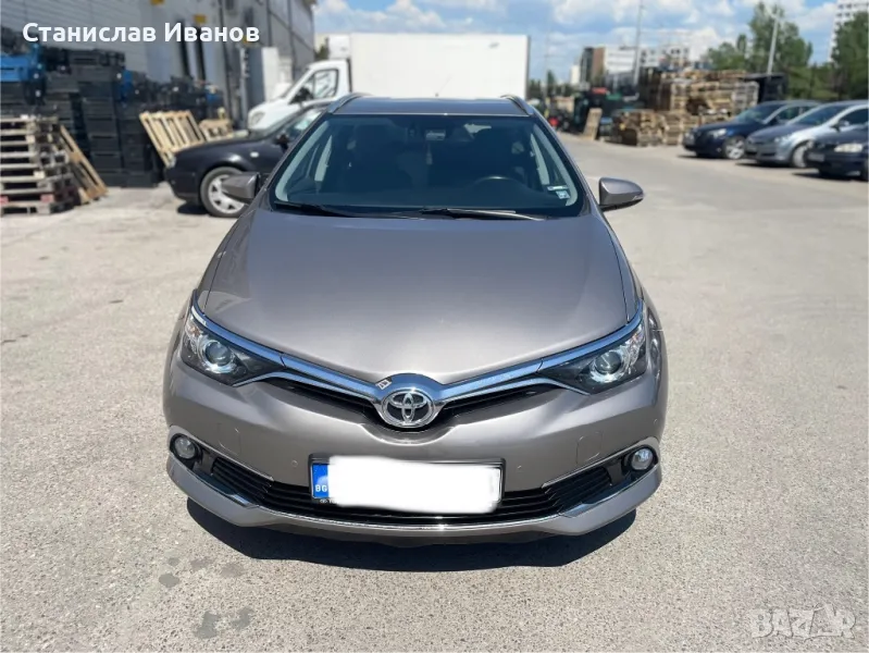 Toyota Auris 1.2T SOL, снимка 1
