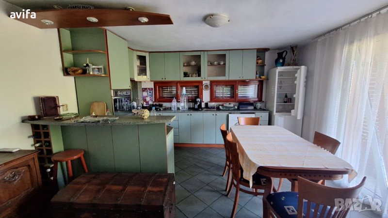 Къща с панорамна гледка към езерото в Панчарево, снимка 1