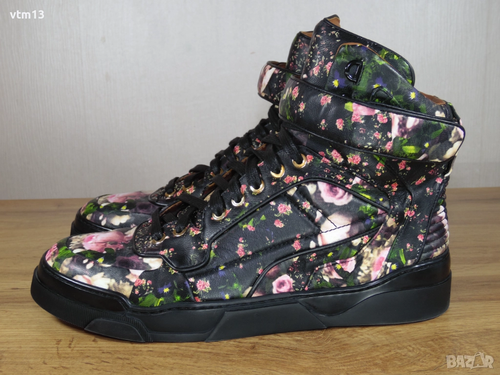 Givenchy Tyson Camouflage - 40 номер Оригинални!, снимка 1