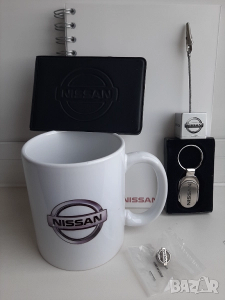 NISSAN ключодържател органайзер значка тефтер щипка чаша, снимка 1