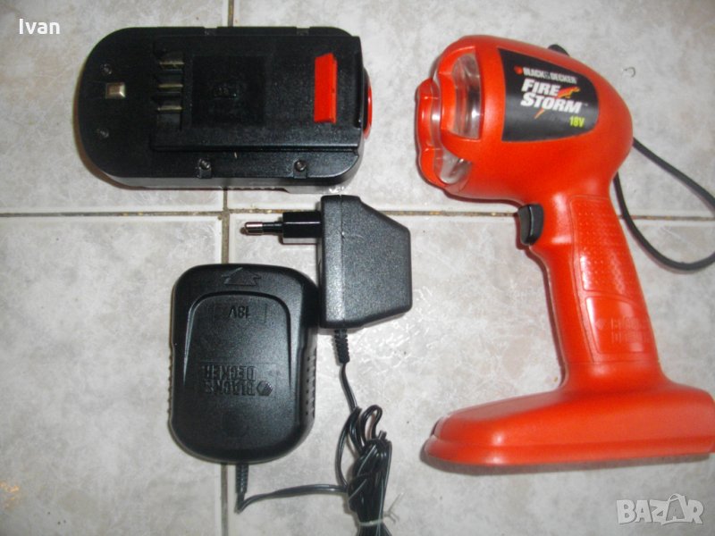 Нов 18 Волта-Английски-Фенер-Прожектор-Комплект-Black Decker FSL18-Made in England, снимка 1