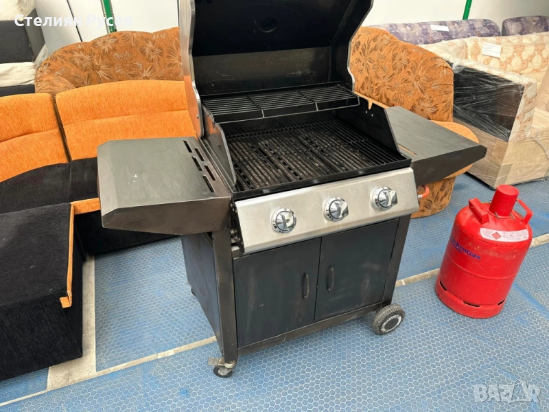 gas bbq Барбекю на газ GRILL CHEF, с 3 горелки Landmann газово барбекю  -цена 395 лв или 201.96евро , снимка 1