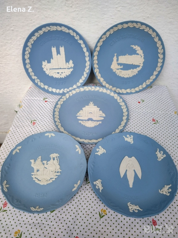 5 винтидж коледни чинии Wedgwood Jasperware, снимка 1