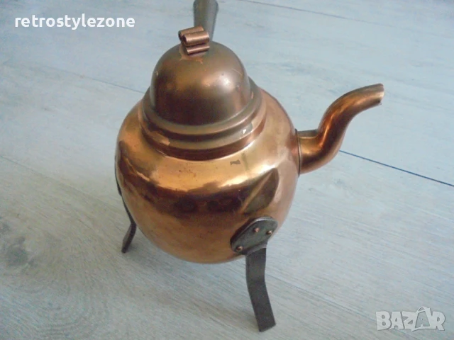 № 8184 стар метален / меден чайник  , снимка 2 - Други ценни предмети - 51368530