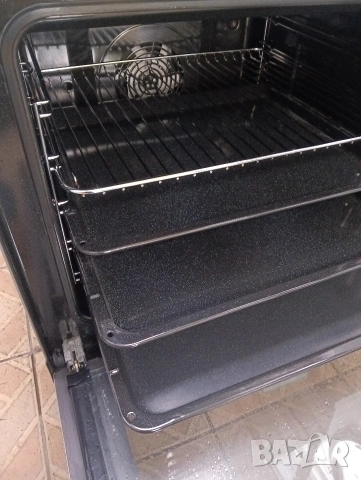 Иноксова свободно стояща печка с керамичен плот Elektrolux с две години гаранция!, снимка 5 - Печки, фурни - 53968364