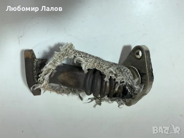 EGR тръба Audi A6 C6 A4 B7 Touareg 2.7 TDI 3.0 TDI 059 131 525, снимка 2 - Части - 50070739