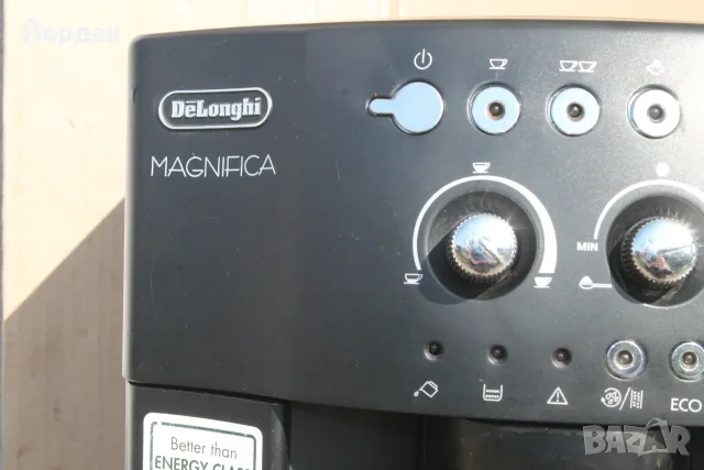 Кафемашина ''Delonghi Magnifica'', снимка 2 - Кафемашини - 56226262