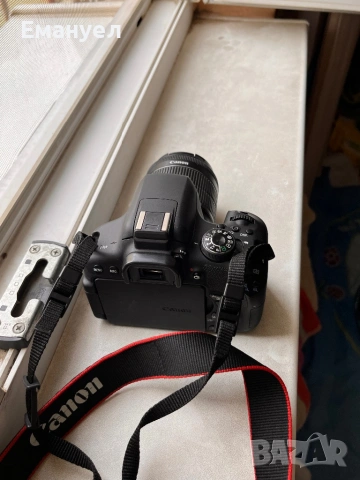 Фотоапарат Canon EOS 750D, снимка 5 - Фотоапарати - 53126944
