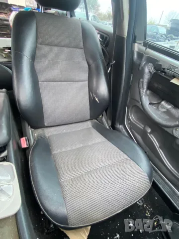 Мерцедес Ц класа W203 Кожен салон Авангард КОМБИ ФЕЙСЛИФТ, снимка 2 - Части - 47972439