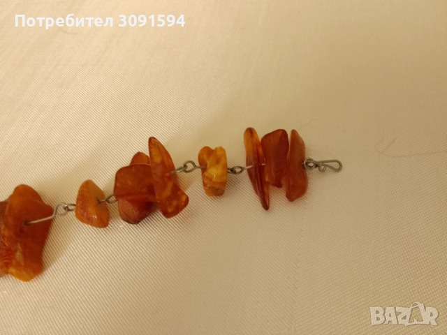 Стара Гривна от Необработен Кехлибар , снимка 4 - Антикварни и старинни предмети - 51695805