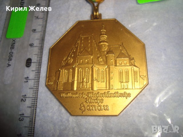 1980г. ПОЗЛАТЕН РЯДЪК КОЛЕКЦИОНЕРСКИ БРОНЗОВ НЕМСКИ МЕДАЛ ХАНАУ с ЛЕНТА и НОСАЧ 30661, снимка 4 - Антикварни и старинни предмети - 37971184