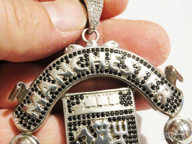 Голяма поръчкова сребърна емблема на  Manchester United, футбол Манчестер юнайтед сребро, снимка 2 - Колиета, медальони, синджири - 35584976