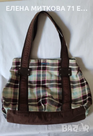 Dakine вместителна дамска чанта от плат, снимка 3 - Чанти - 51033436